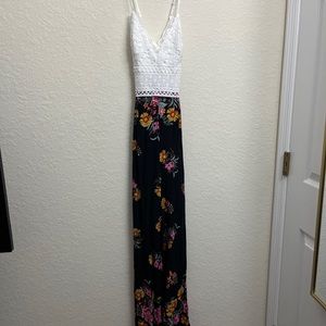 Jumpsuit size small in womens